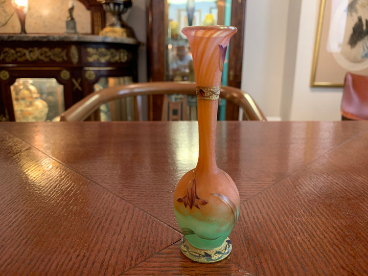 ドームナンシー「ドーム兄弟」シクラメンの花のくびれ型花瓶