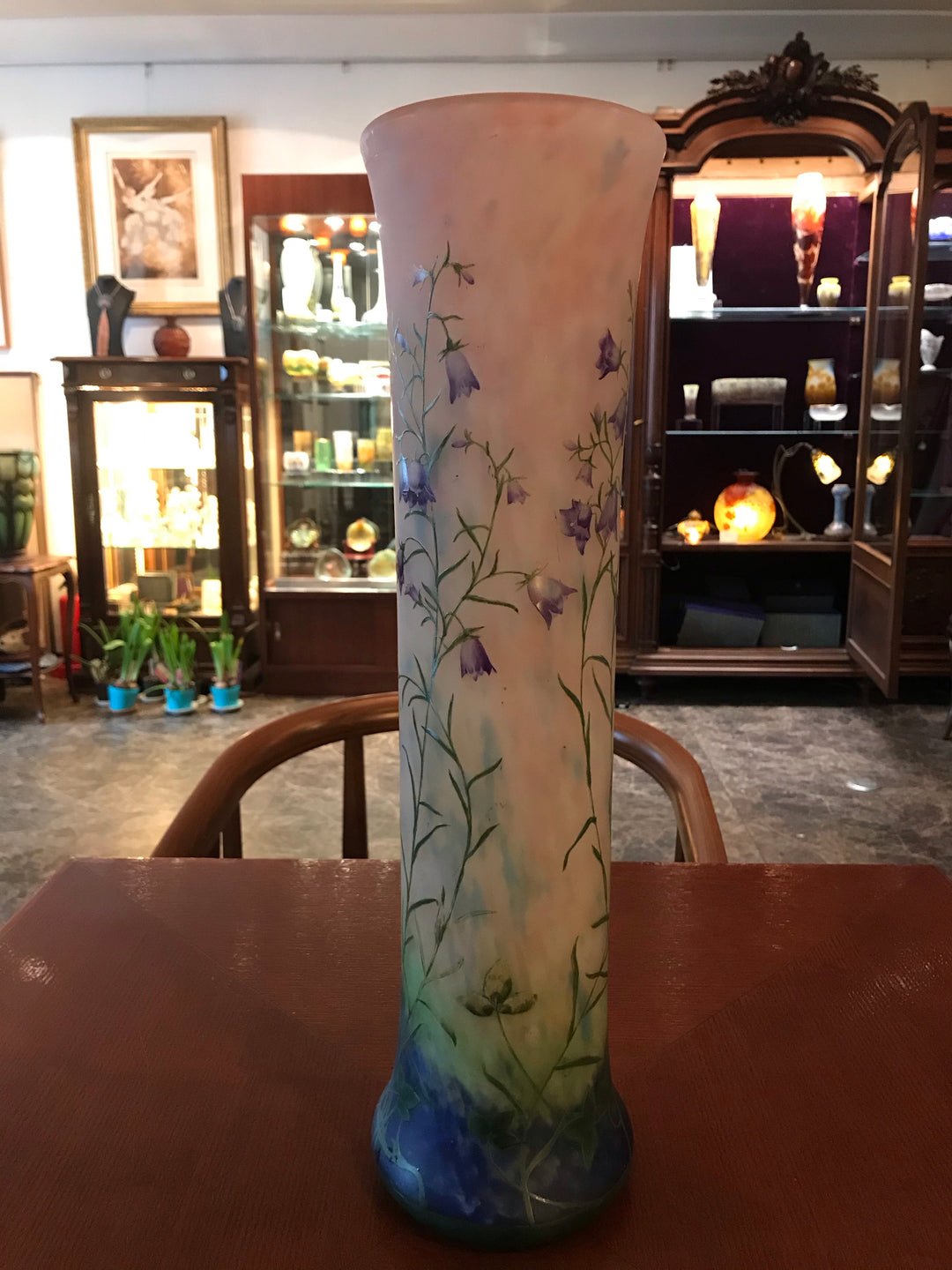 ドーム兄弟（ドームナンシー ）カンパネラの花が描かれた大型花瓶