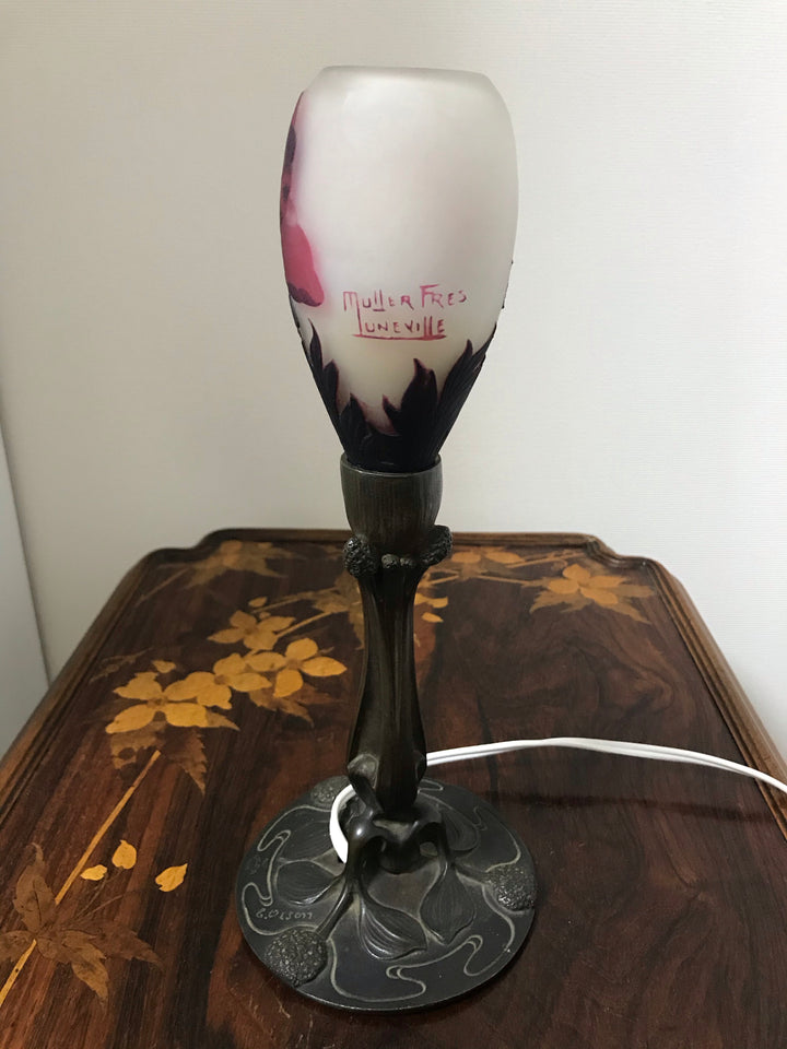 2/15日13:10分に売り切れました！最高峰！ミューラー兄弟　アネモネの花のテーブルランプ（アールヌーボーランプ）