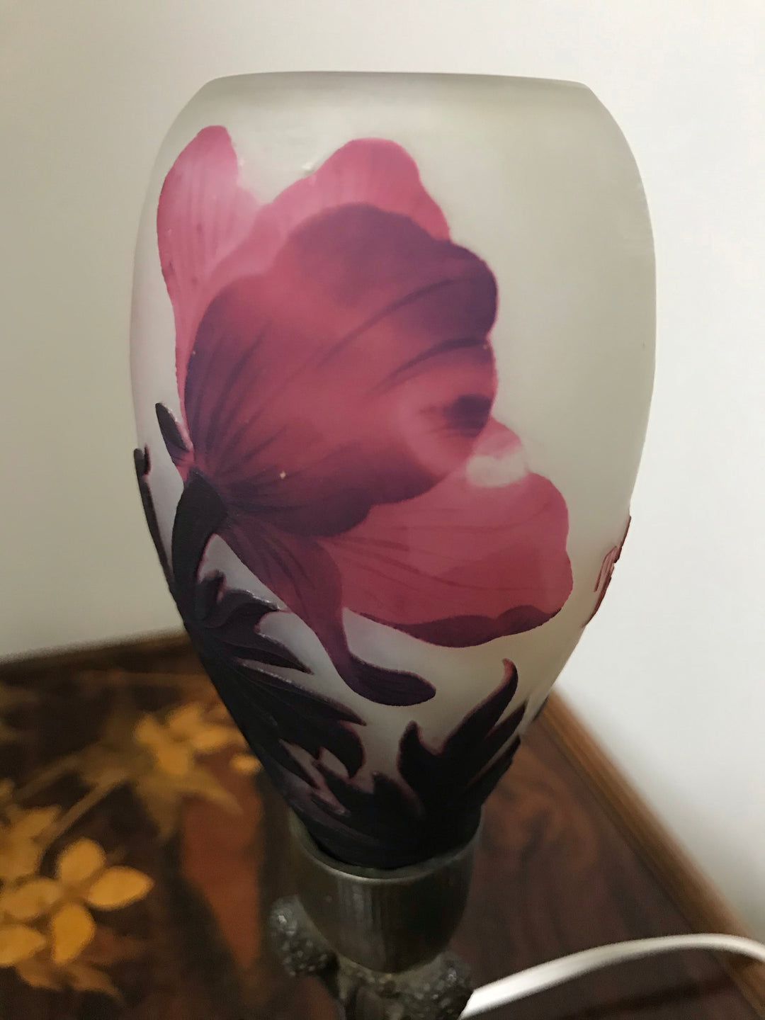 2/15日13:10分に売り切れました！最高峰！ミューラー兄弟　アネモネの花のテーブルランプ（アールヌーボーランプ）