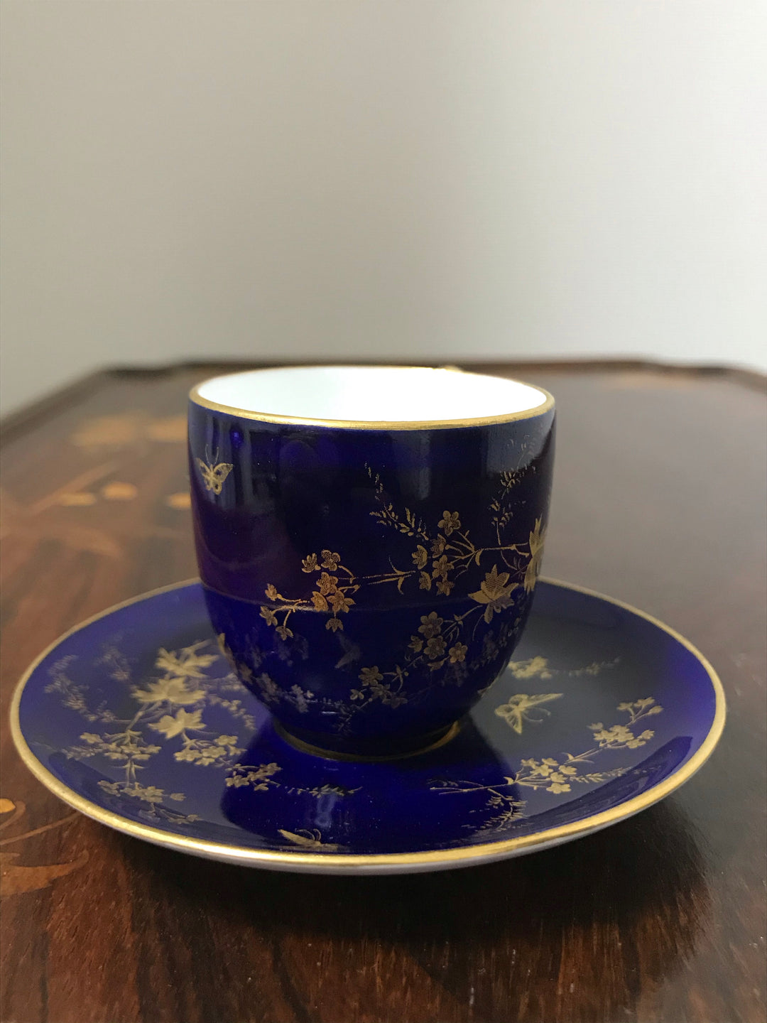 コールポート(COALPORT) ジャポニズム文様（自然と蝶々）のカップ＆ソーサー