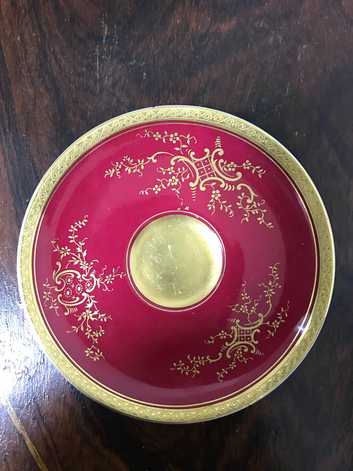 コールポート（COALPORT）赤と金彩のデミタスカップ＆ソーサー