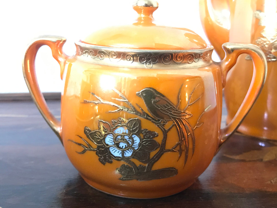 オールドノリタケ　朱色のラスターが使われたティーセット