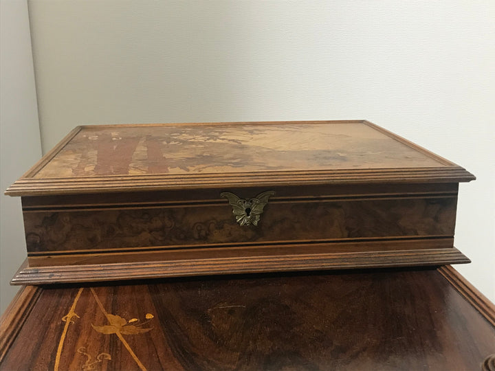 2/21日11:57分に売り切れました。エミールガレ 初期作品 マルケトリ技法を使ったボックス(木製ウッド作品)