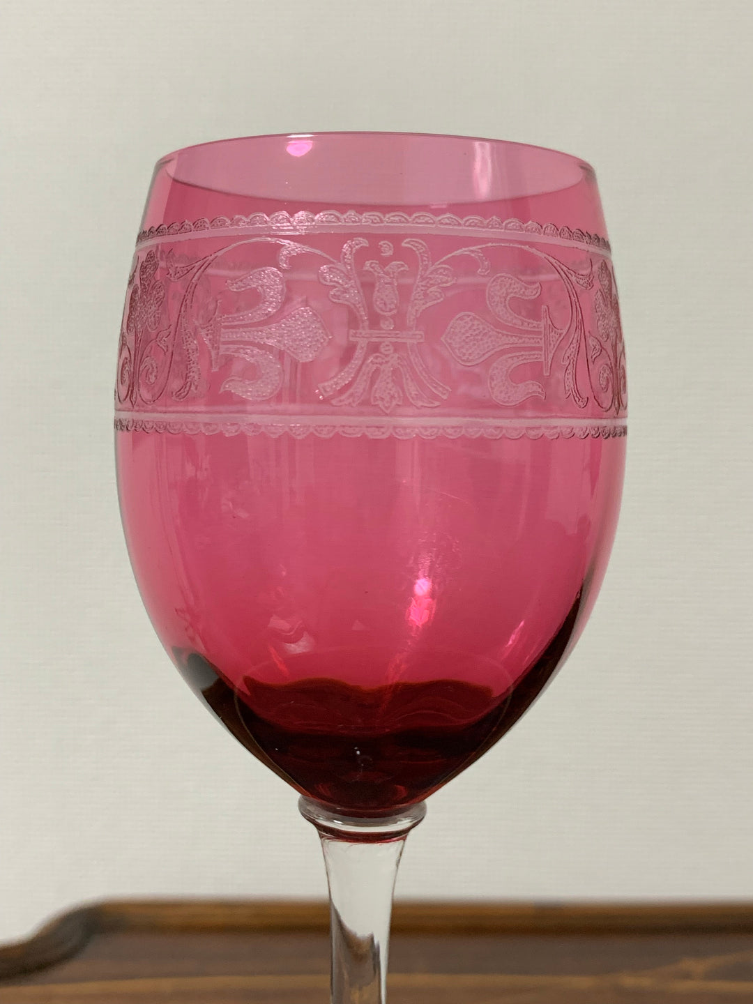 オールドバカラ　メディシス　ワイングラス　アメジスト（レッド）クリスタル