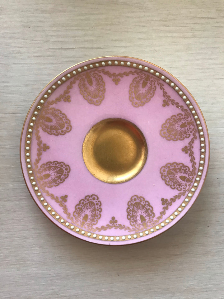 ロイヤルウースター　ピンク下地に白いジュエルのデミタスカップ＆ソーサー