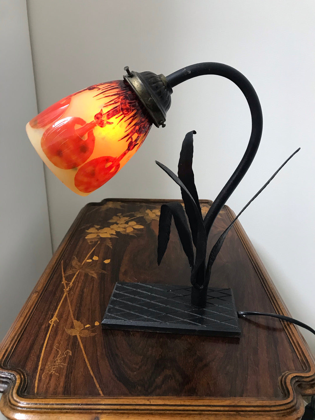 アールデコ　ヒトヨタケのテーブルランプ　シュナイダー兄弟　ル・ヴェール・フランセ