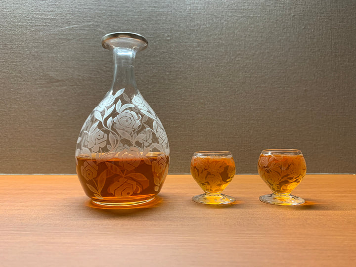 オールドバカラ　フォントネー『薔薇』極小のショットグラス２個とデカンタセット