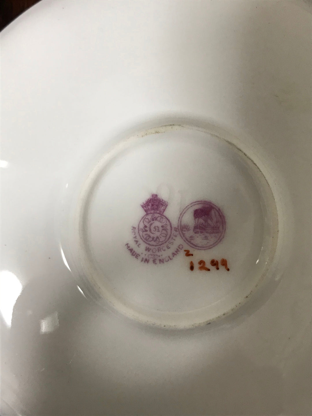 ロイヤルウースター　磁器　デミタスカップとソーサー　1897年頃