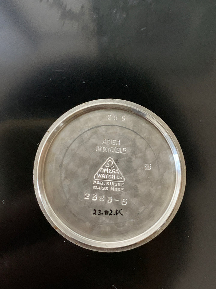 ヴィンテージ　オメガ　スウェーデン向けグレーダイヤル腕時計