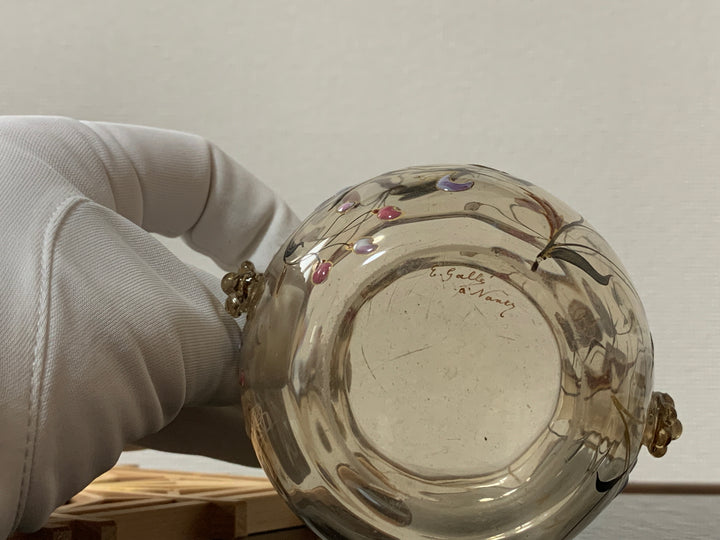 エミールガレ　エナメルガラスを使った初期作品　花紋と昆虫