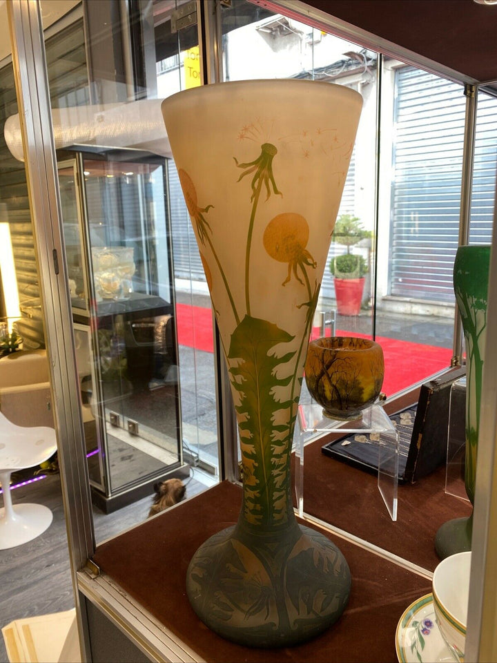 ドーム兄弟(DAUM NANCY)　コルネット型の花瓶　タンポポ