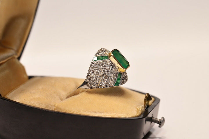 アンティーク アールデコ 18K ナチュラルダイヤモンドとエメラルドのリング