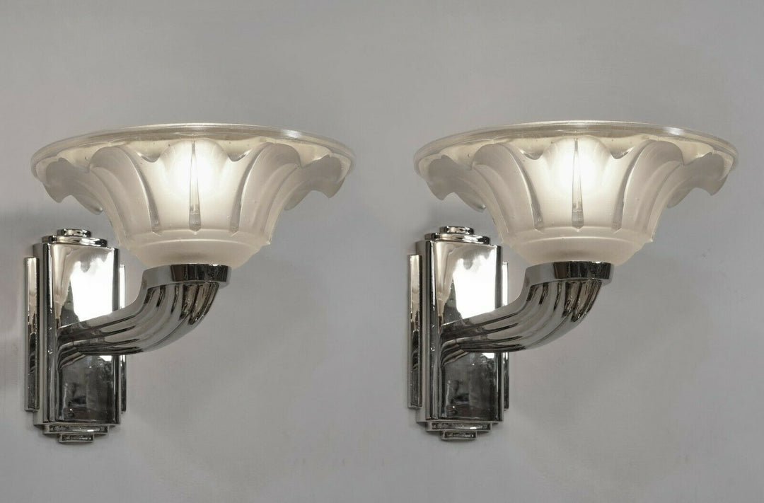 EZAN : a pair of French 1930 Art Deco wall sconces ......... EJG Gauthier France