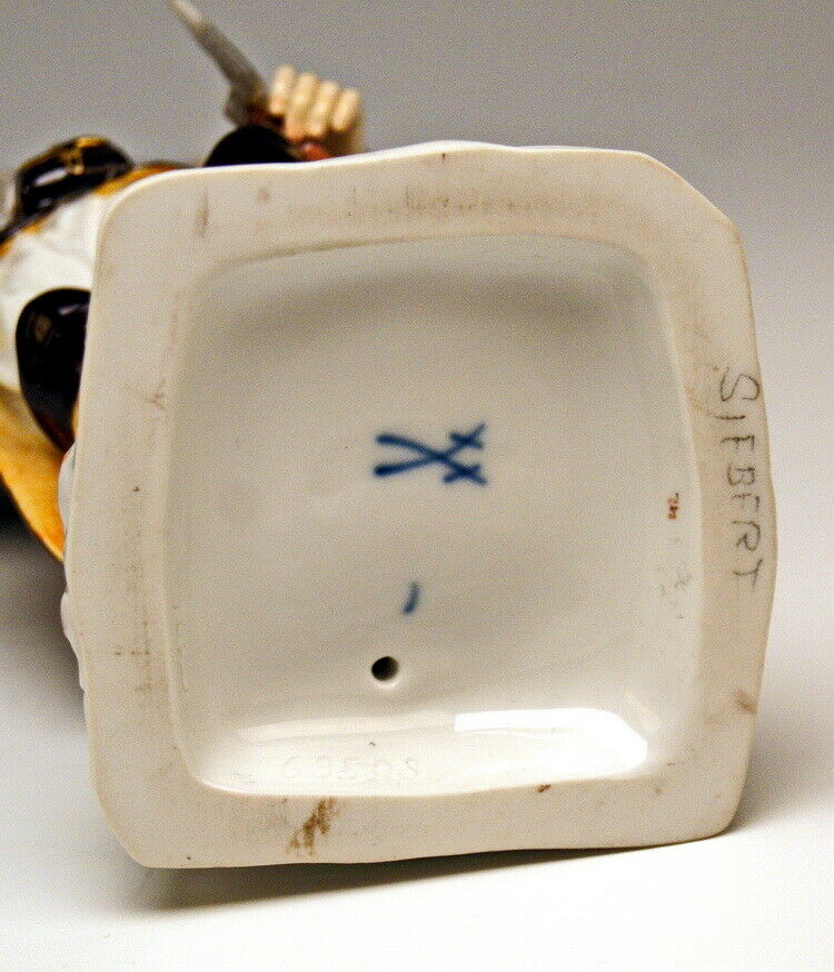 マイセン人形(MEISSEN) 職人と農民シリーズより「鉱夫の監督」