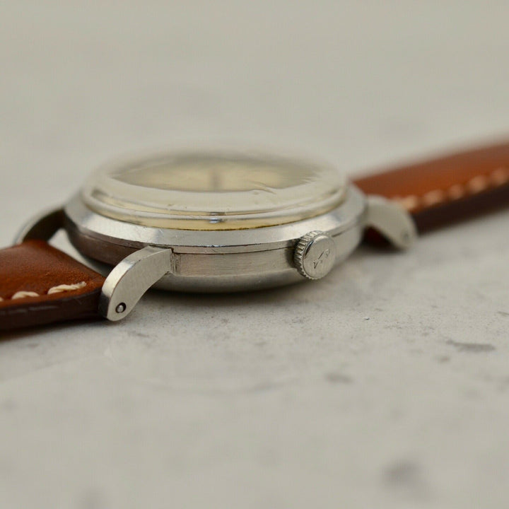 1955年　ヴィンテージ IWCシャフハウゼン　オートマチック　カラトラバ　腕時計 cal.85 スチール製