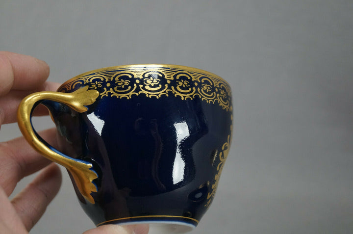 KPM Berlin Hand Painted Floral Floral Cobalt & Gold Tea Cup & Saucer E