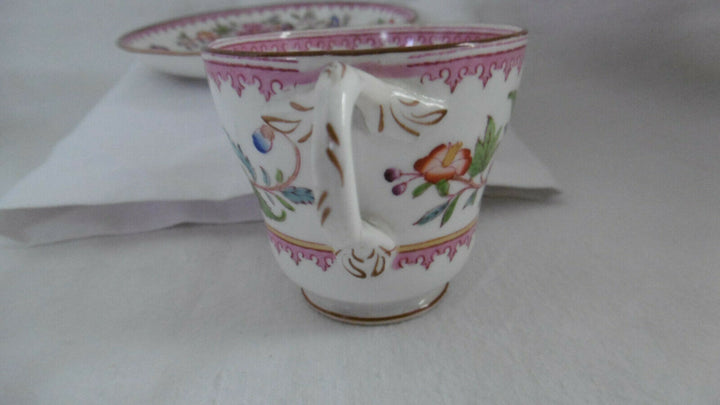 Tasse et sous-tasse Minton 110 estampillées V S "English Porcelain" du XIXe