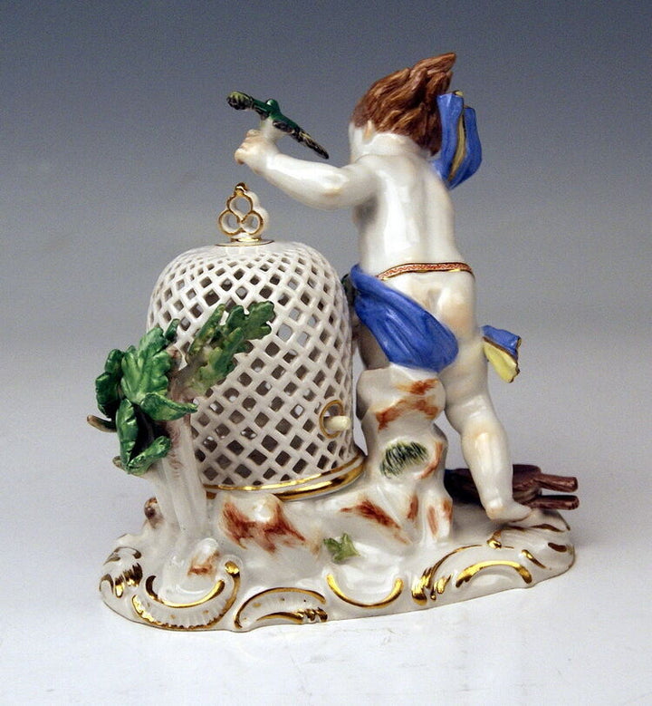 MEISSEN FIGUR DIE LUFT PUTTO KNABE VÖGEL KÄFIG CHERUBBOY BIRDS CAGE MNR: C 99