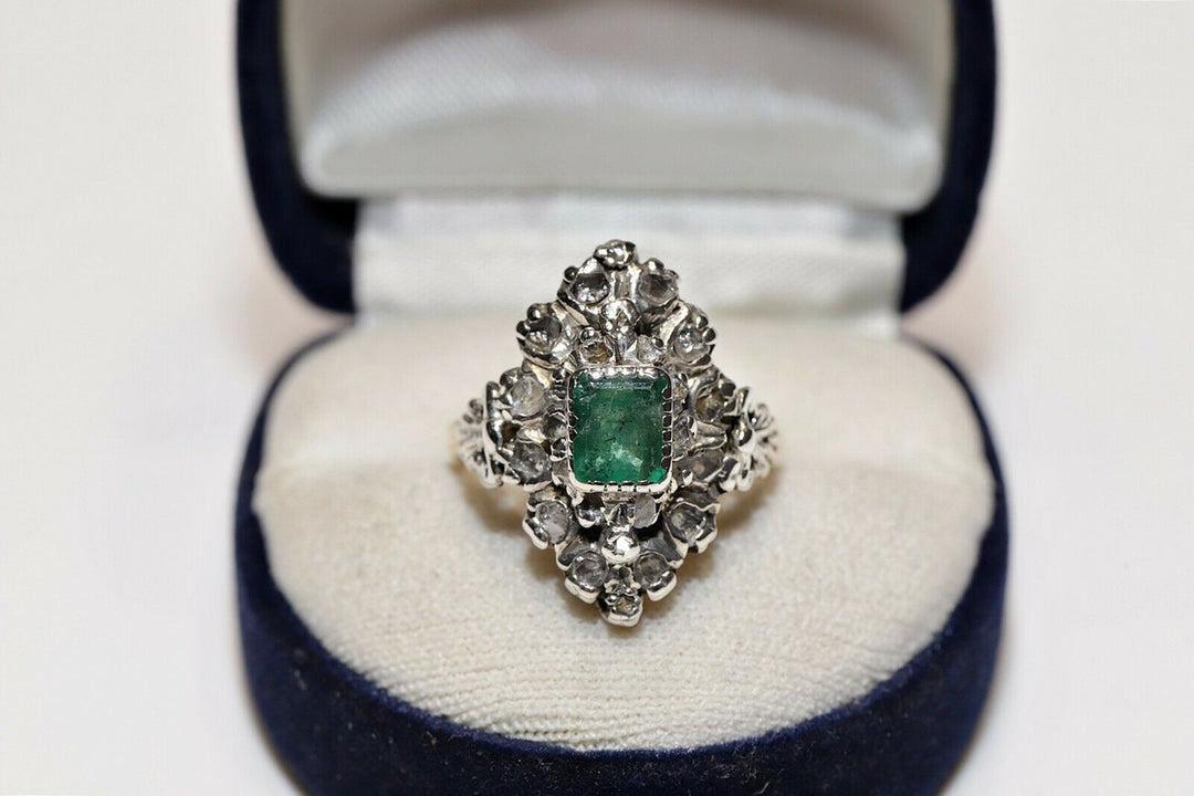 アンティーク ヴィクトリアン 18K ナチュラルローズカットダイヤモンドとエメラルドのナヴェットリング