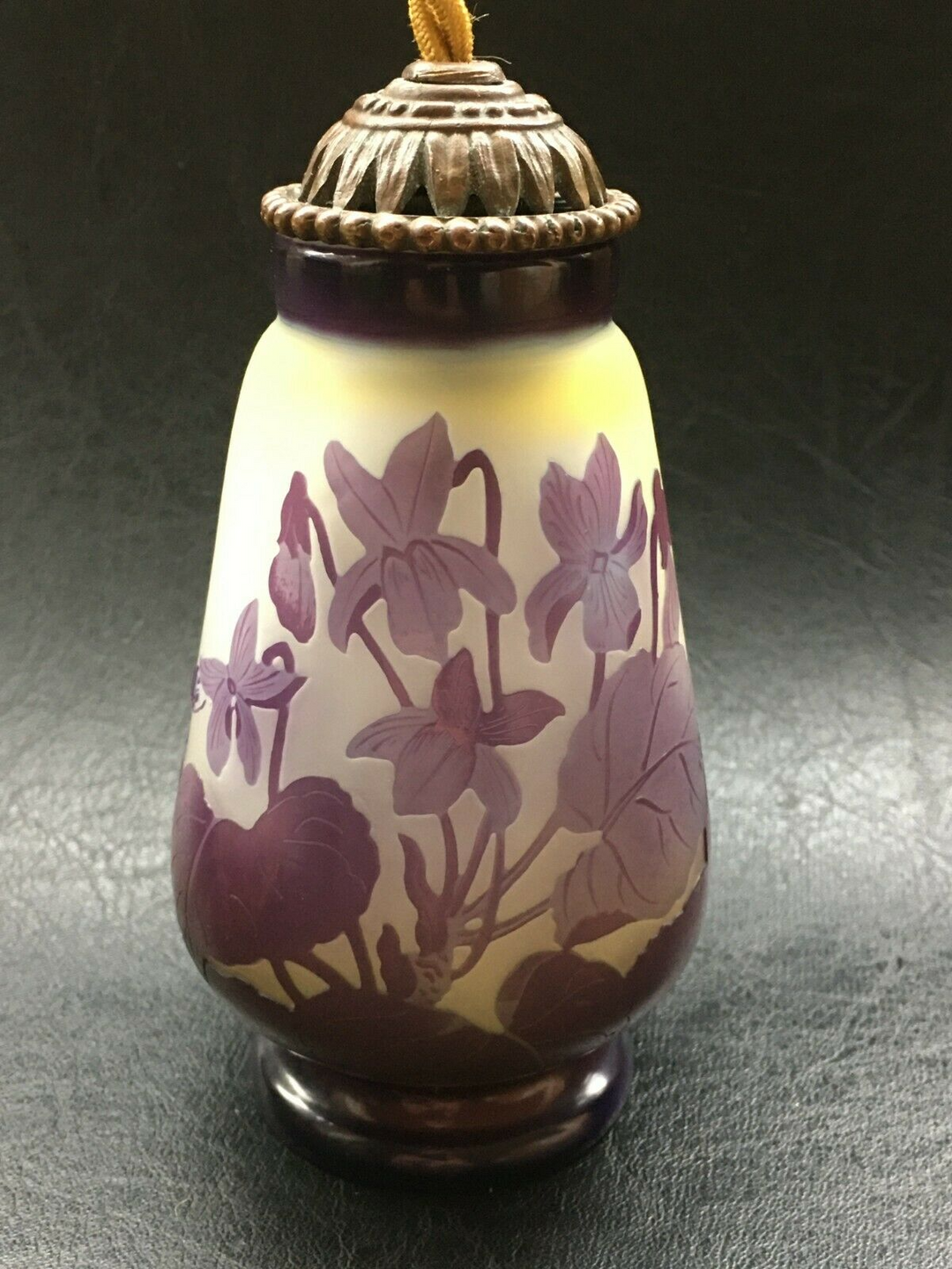 2021年 2月23日画像更新！エミールガレ　スミレの花のテーブルランプ（常夜灯）