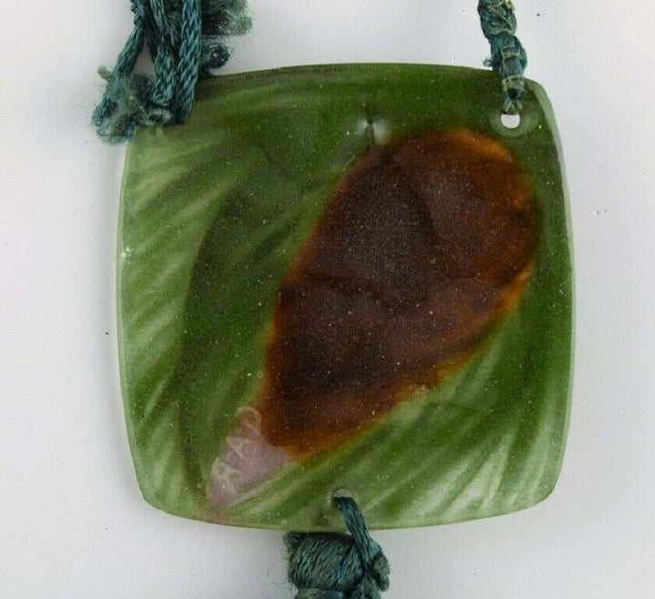 アルジールソー　ペンダント　松ぼっくり