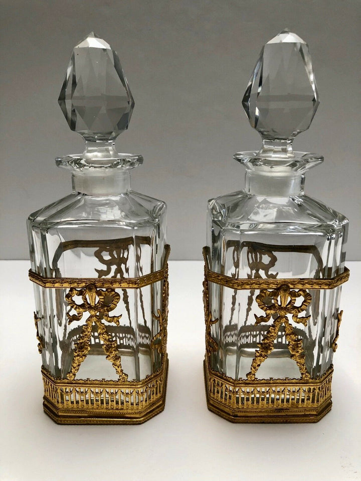 Magnifique BACCARAT CRISTAL ET DORE BRONZE bouteilles de parfum Paire- afficher le titre d'origine