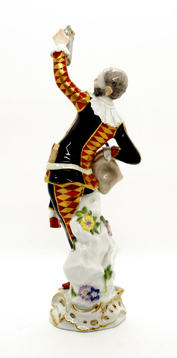 MEISSEN FIGUR HARLEKIN FEDERHUT DECKELKANNE ZANNI MÜLLER HARLEQUIN MNR: 64551