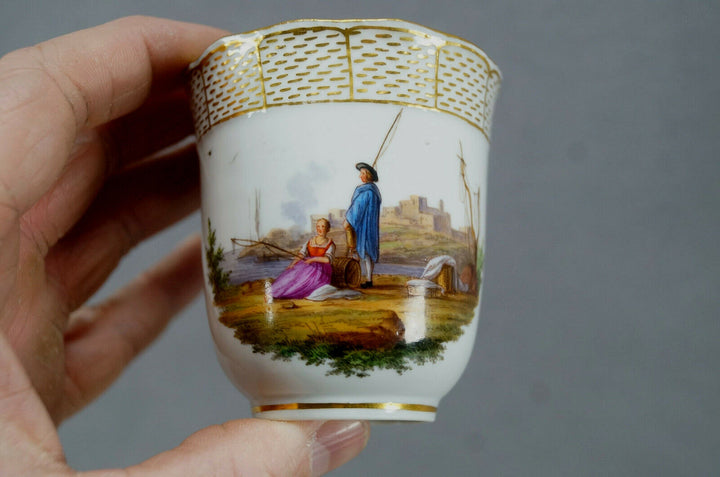 Meissen Hand Painted Courting Couple Boats Castle & Gold Chocolate Cup C. 1740