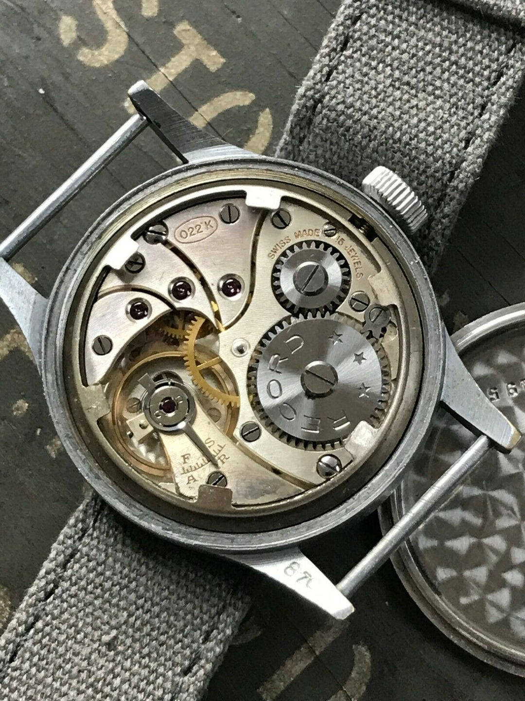 レコード（RECODE）イギリス陸軍　ダーティダースW.W.W.　W10　NATO文字盤　1960年代