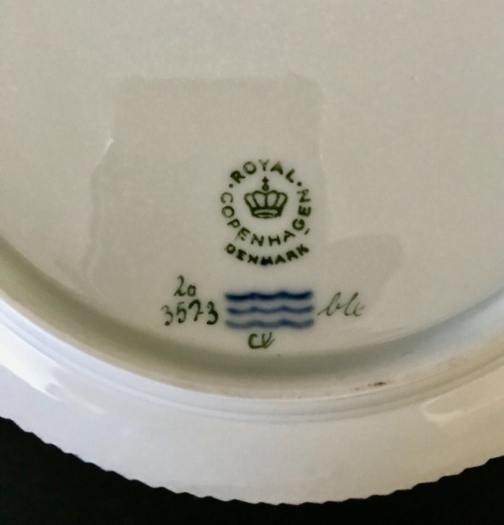 Royal Copenhagen FLORA DANICA Porcelain 7 1/2" Salad Plate #3573