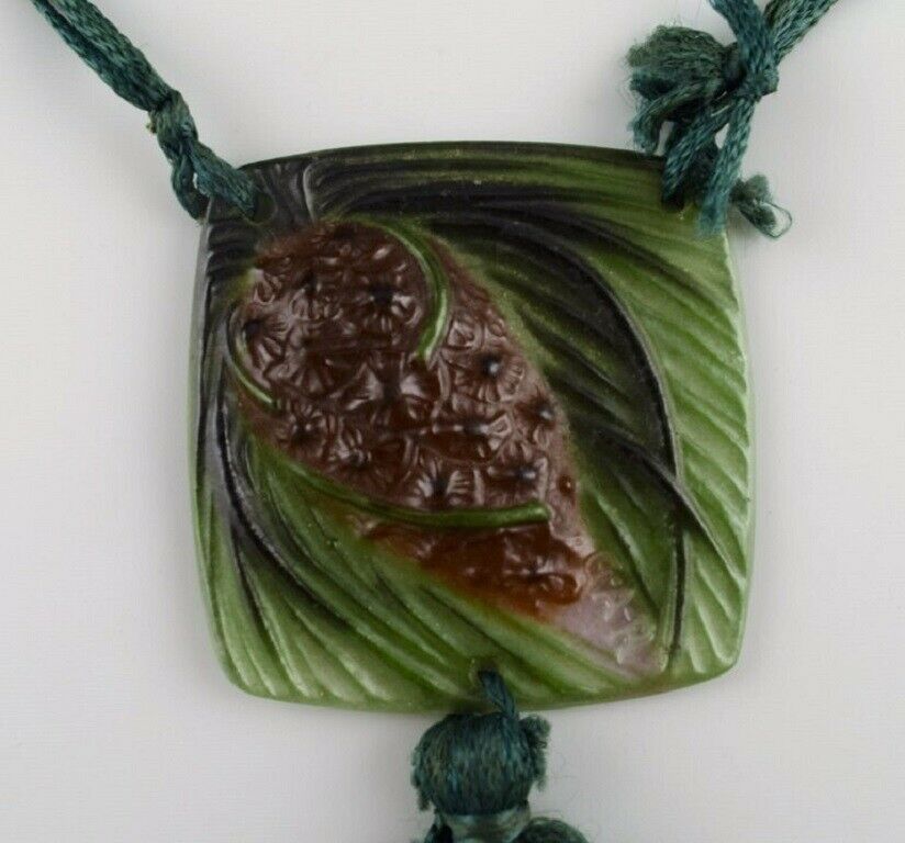 アルジールソー　ペンダント　松ぼっくり