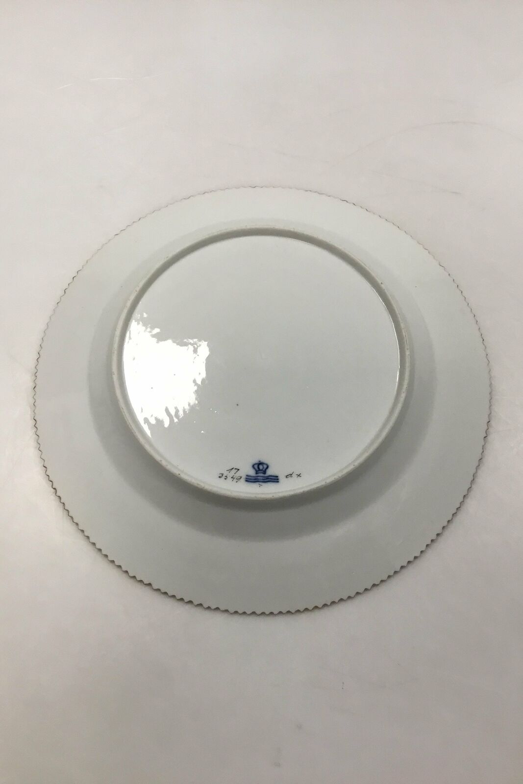 Royal Copenhagen Flora Danica Juliane Marie Dinner Plate No 17/3549