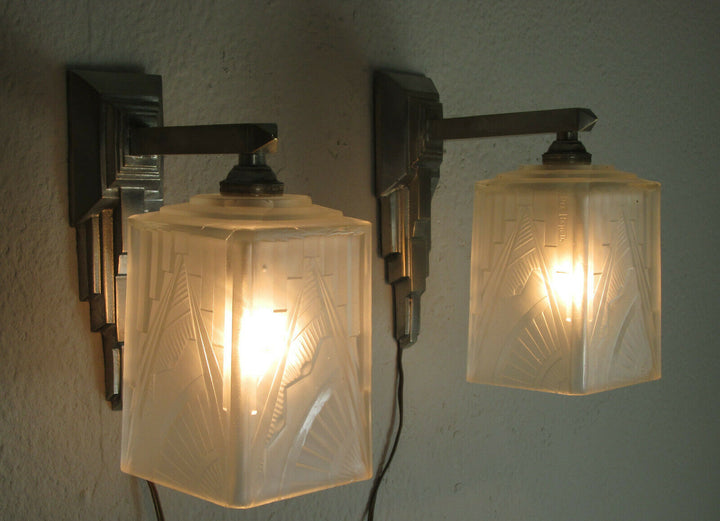 PAIR OF FRENCH ART DECO SCONCES 1925 - SIGNED: DES HANOTS