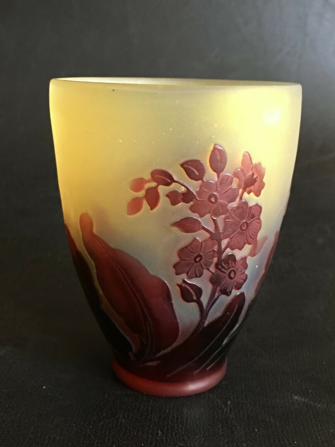 エミールガレ　ボケの花の花瓶