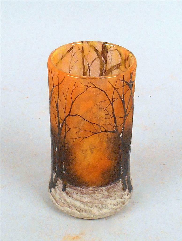 SIGNED DAUM NANCY WINTER SCENIC WOODLAND DECOR 6" VASE