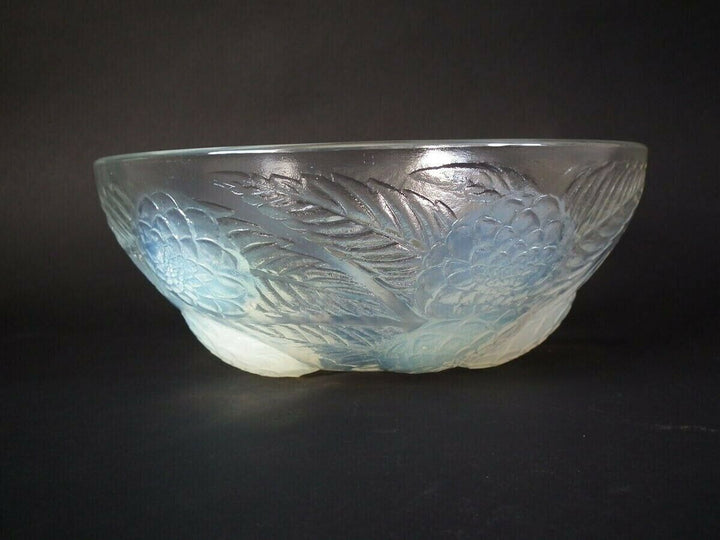 Rene Lalique Opalescent Glass 'Dahlias No.1' Bowl