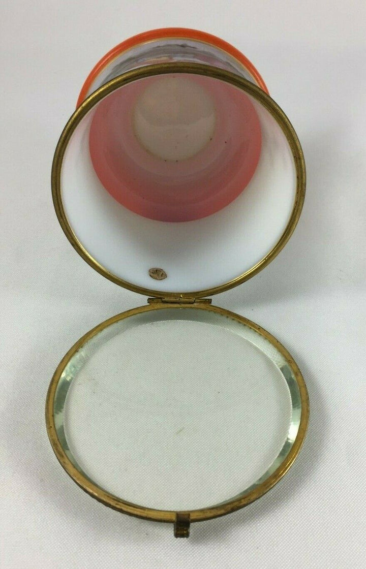 Sweet Box IN Opaline Baccarat Decorated With Romantic Feet Ball XIX ° #H483