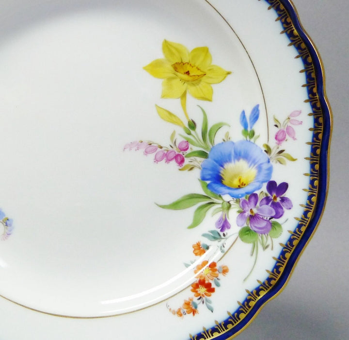 (G6111) Meissen Teller, bunte Blumenmalerei, A-Kante, 1.Wahl, D =17.5 cm