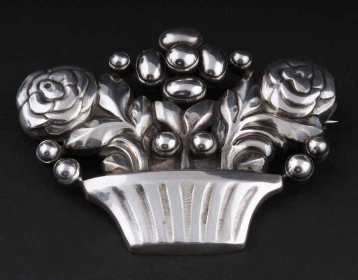 Georg Jensen Sterling Brooch w. Silverballs # 67, Basket. Silver. GJ himself.