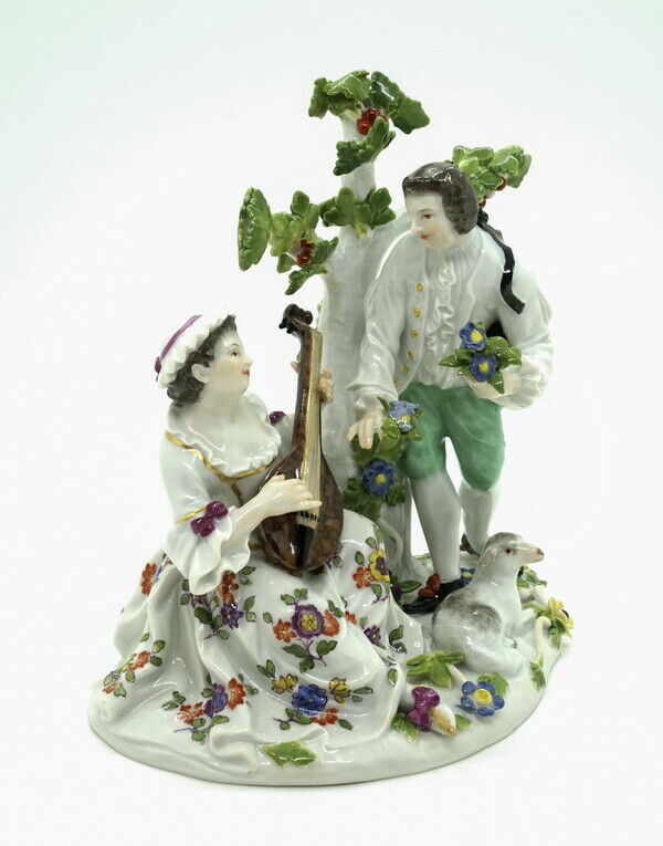 マイセン人形(MEISSEN)　羊飼いシリーズ「桜の木の下でマンドリンを持つ二人」