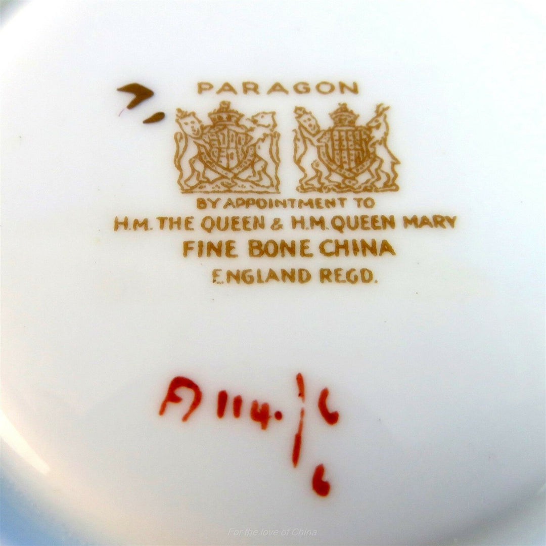 パラゴン　ベージュゴールド＆ペールパープルエクステリア　カップ&ソーサ―