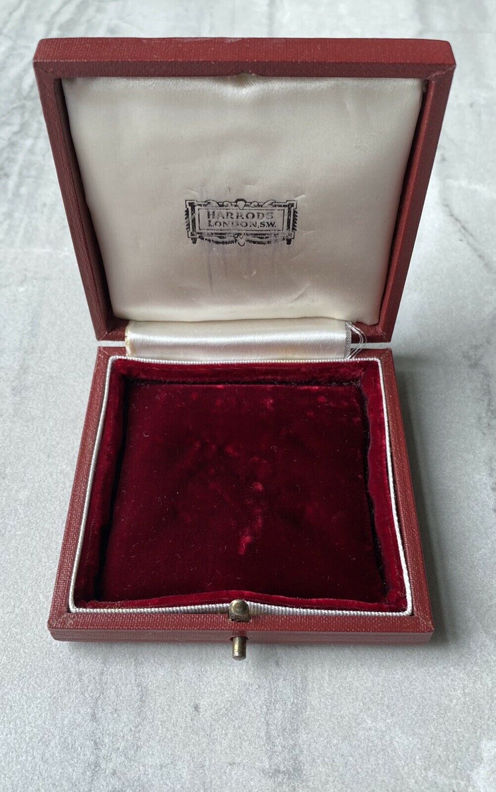 Harrods Of London Vintage Jewellery Box Brooch Box Jewelry Case Harrods
