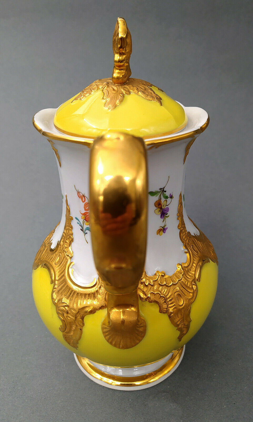 マイセンBフォーム、黄色に花々、コーヒーポット、一級品