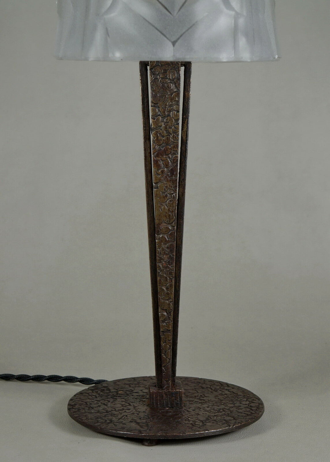 ムイネ　デュゲ　フランス製アールデコランプ　1930年　錬鉄・ガラス製