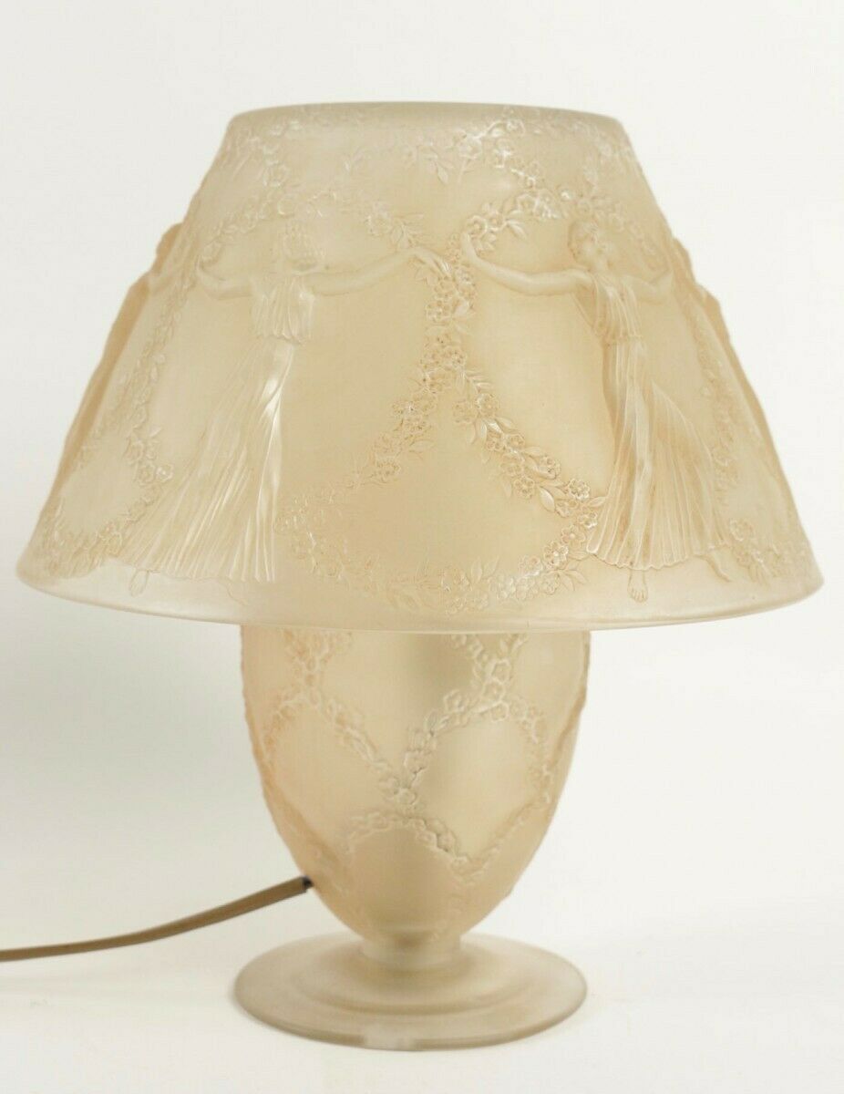René LALIQUE (1860-1945) - Lampe " Six danseuses "