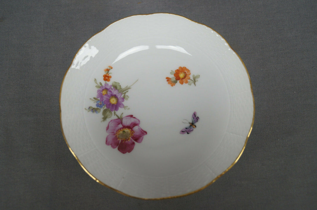 KPM Berlin Hand Painted Dresden Floral Butterfly & Gold Tea Cup & Saucer B