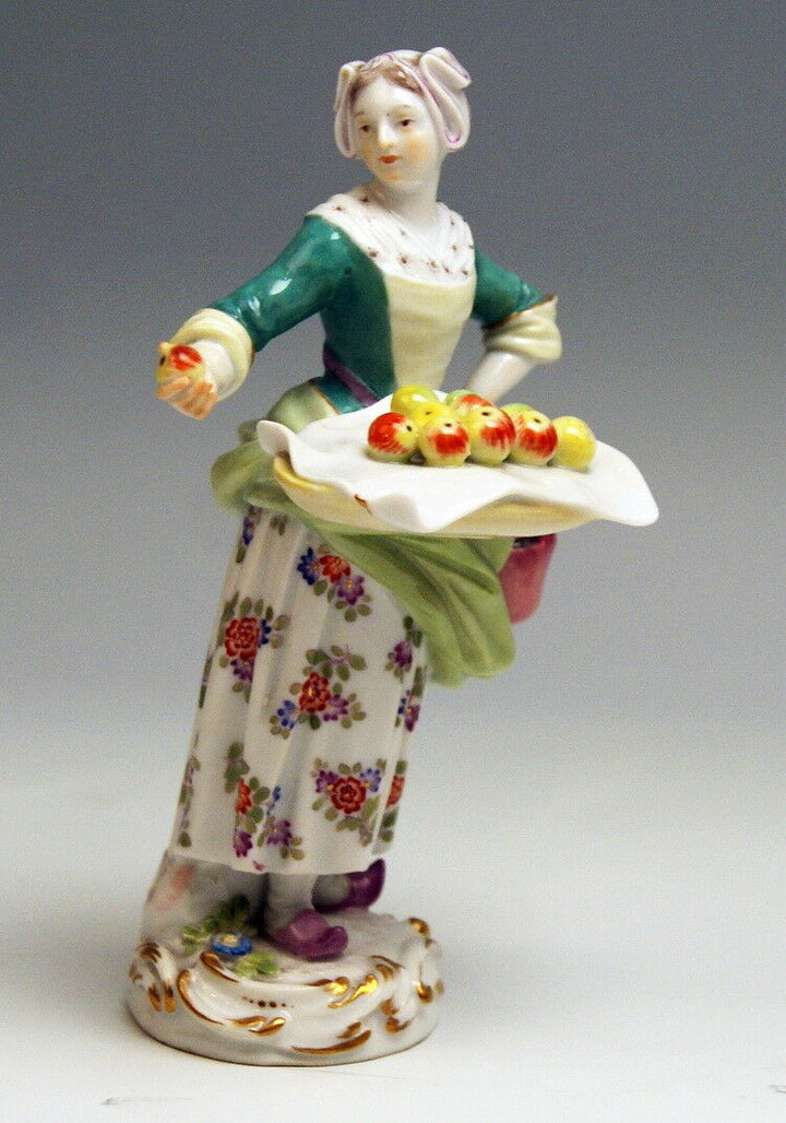 MEISSEN FIGUR PARISER AUSRUFER ÄPFEL VERKÄUFERIN PARISIAN TOWN-CRIERS MNR:17