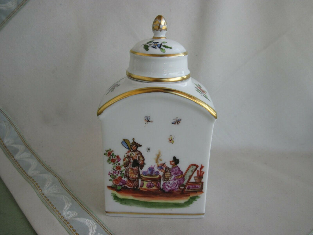 Schöne Meissen Teedose mit vielen Indischen Blumen und Chinoi-Malerei