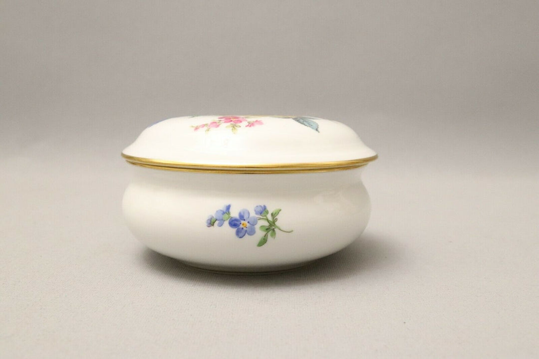 Meissen マイセン 小物入れ 花柄 フラワー マイセン 小物入れ レリーフとフラワーブーケ – アンティーク